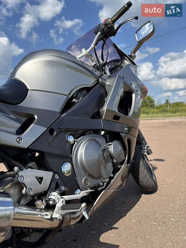 Мотоцикл Спорт-туризм Kawasaki ZZR 600 2004 в Житомире