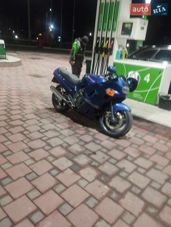 Спортбайк Kawasaki ZZR 1995 в Коростені