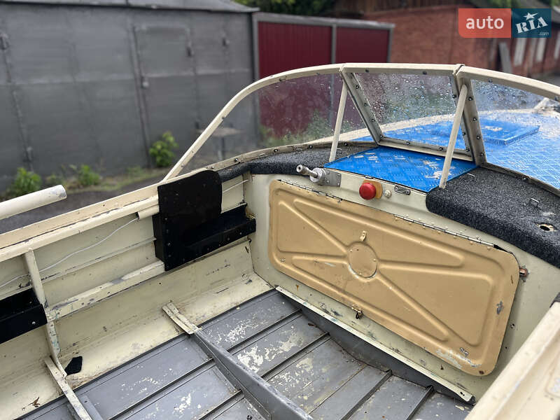 Лодка Казанка 1 1987 в Чернигове