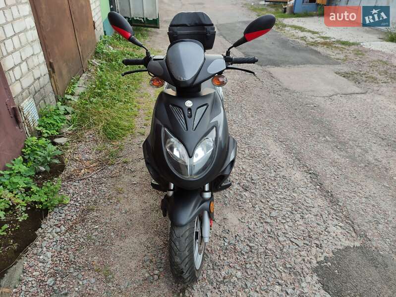Скутер Keeway Focus 2006 в Житомирі