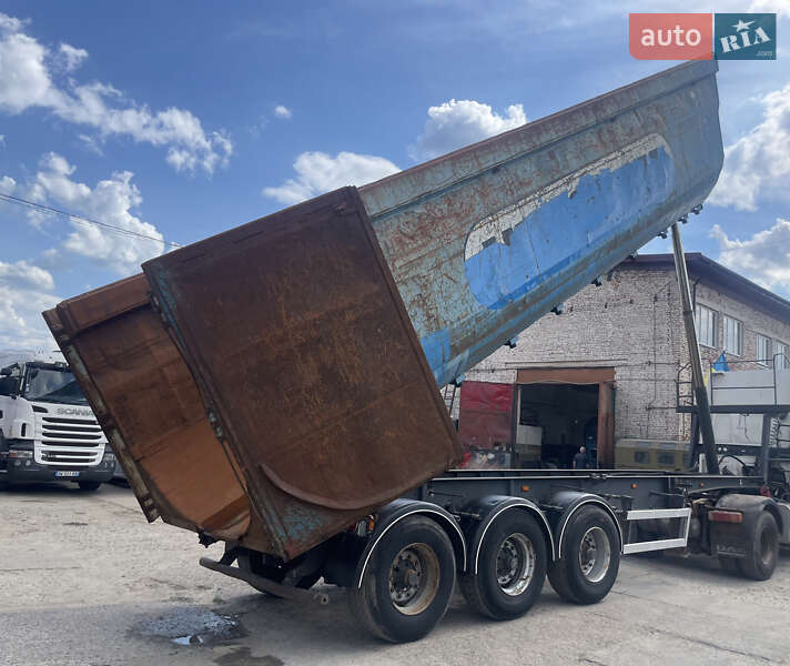 Самоскид напівпричіп Kempf SKD 34-3 2003 в Львові