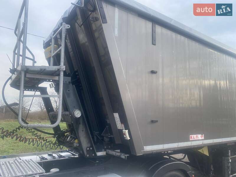 Зерновоз - прицеп Kempf SKM 2017 в Коломые