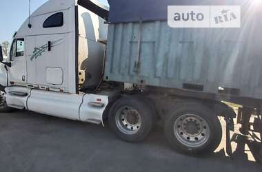 Тягач Kenworth T2000 2001 в Виннице