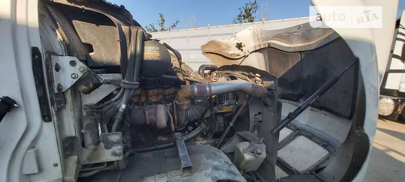 Тягач Kenworth T2000 2001 в Виннице