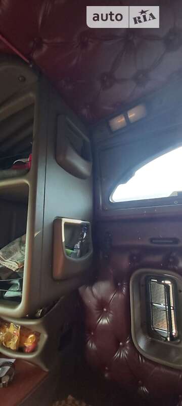 Тягач Kenworth T2000 2001 в Виннице