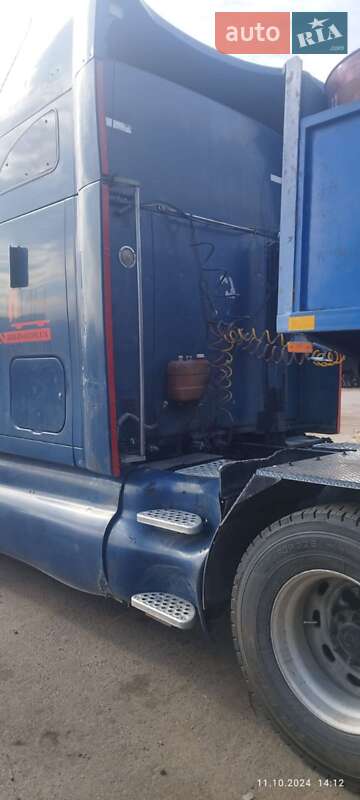 Тягач Kenworth T2000 2003 в Калиновке фото 5 Тягач Kenworth T2000 2003 в Калиновке