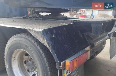 Тягач Kenworth T2000 2003 в 