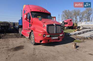 Тягач Kenworth T2000 2003 в 