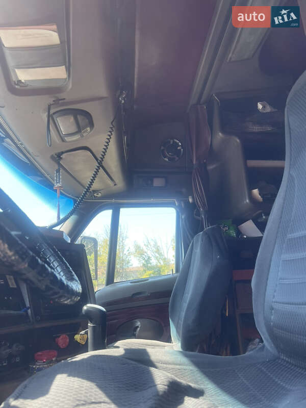 Тягач Kenworth T2000 2001 в Одесі