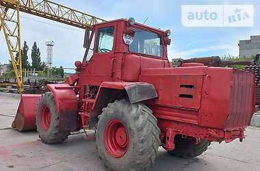 Фронтальный погрузчик ХТЗ Т-156 2001 в 