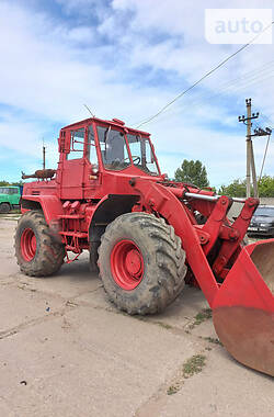 Фронтальный погрузчик ХТЗ Т-156 2001 в 