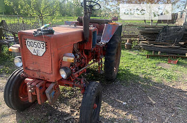 Трактор сельскохозяйственный ХТЗ Т-25 1974 в Коростышеве