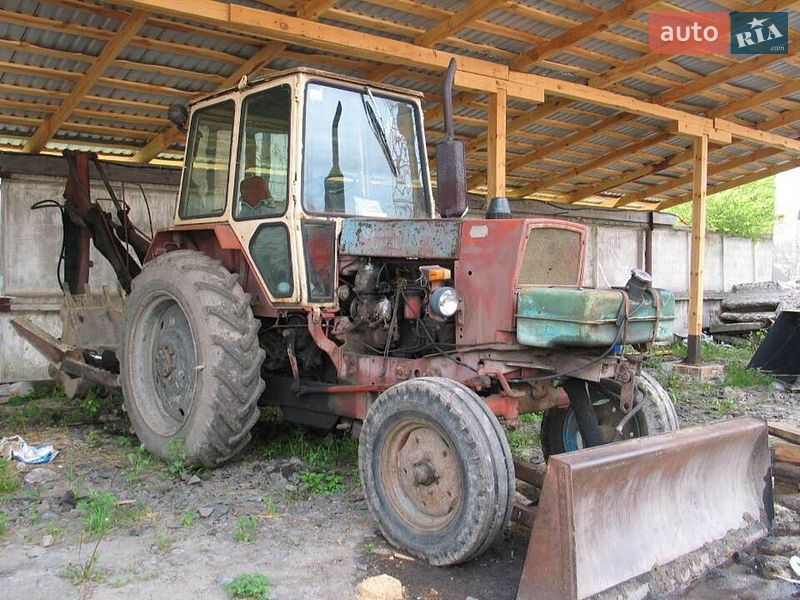 Эвакуатор ХЗТСШ СШ 1993 в Чернигове