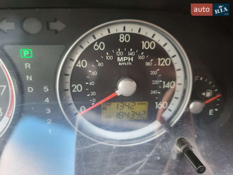 Седан Kia Amanti 2005 в Львове