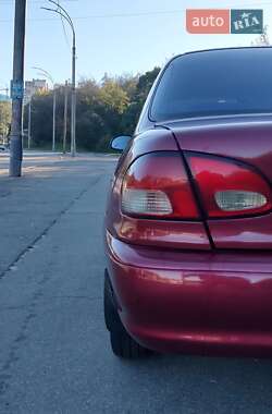 Седан Kia Avella 1997 в 