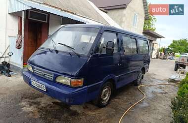Мінівен Kia Besta 1997 в 