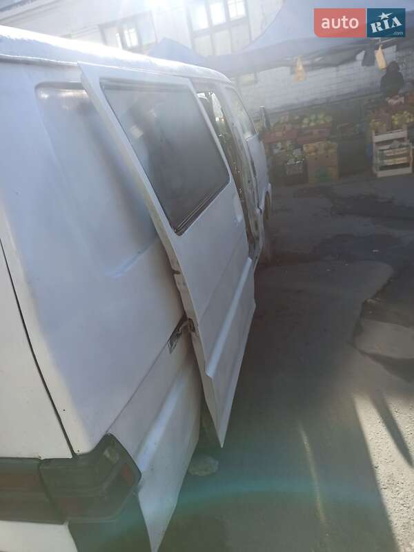 Грузовой фургон Kia Besta 1998 в Одессе фото 3 Грузовой фургон Kia Besta 1998 в Одессе