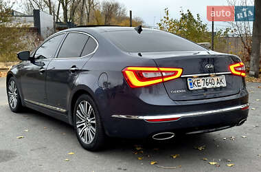 Седан Kia Cadenza 2013 в Дніпрі