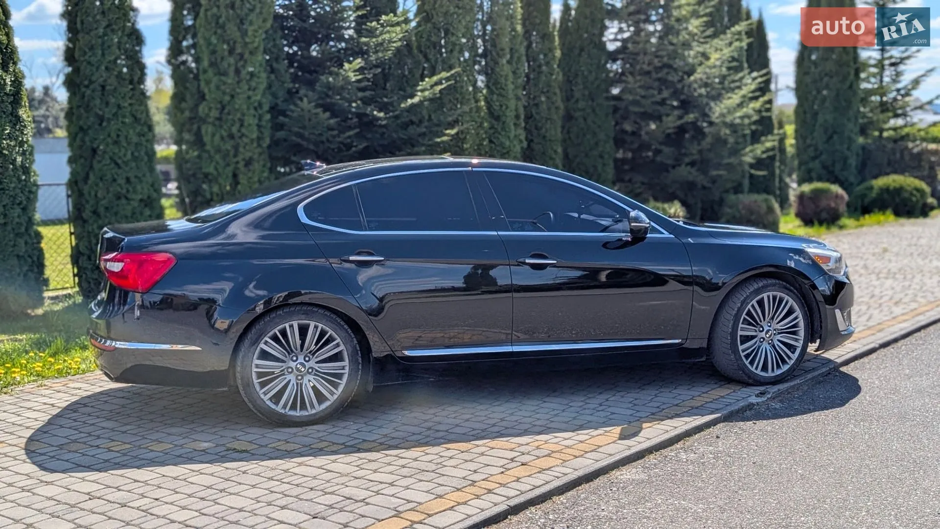 2013 Kia Cadenza - мініатюра 2