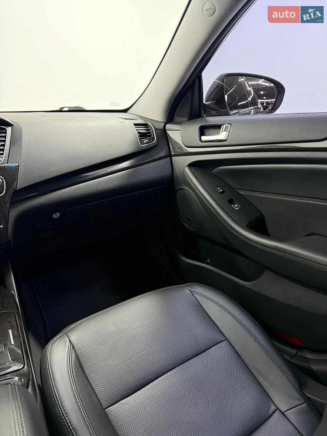 2013 Kia Cadenza - мініатюра 24