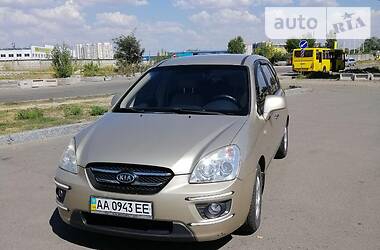 Минивэн Kia Carens 2007 в Киеве