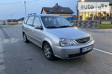 Минивэн Kia Carens 2005 в Ровно