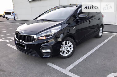 Минивэн Kia Carens 2016 в Киеве