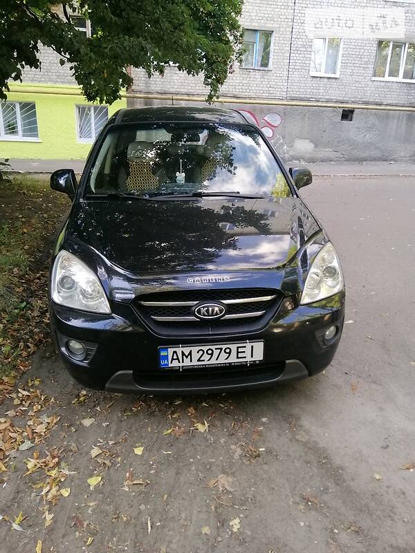 Kia Carens