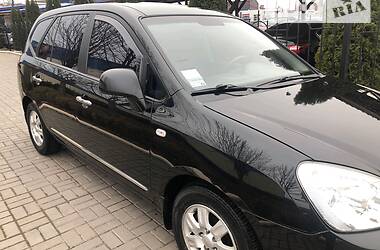 Мінівен Kia Carens 2007 в Кривому Розі