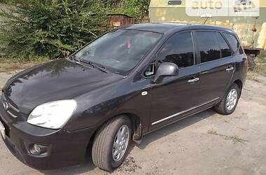 Минивэн Kia Carens 2007 в Кременчуге