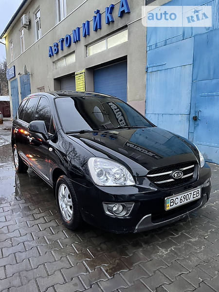 Мінівен Kia Carens 2007 в Дрогобичі