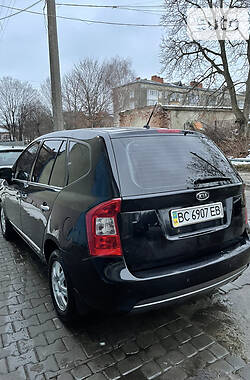 Минивэн Kia Carens 2007 в Дрогобыче