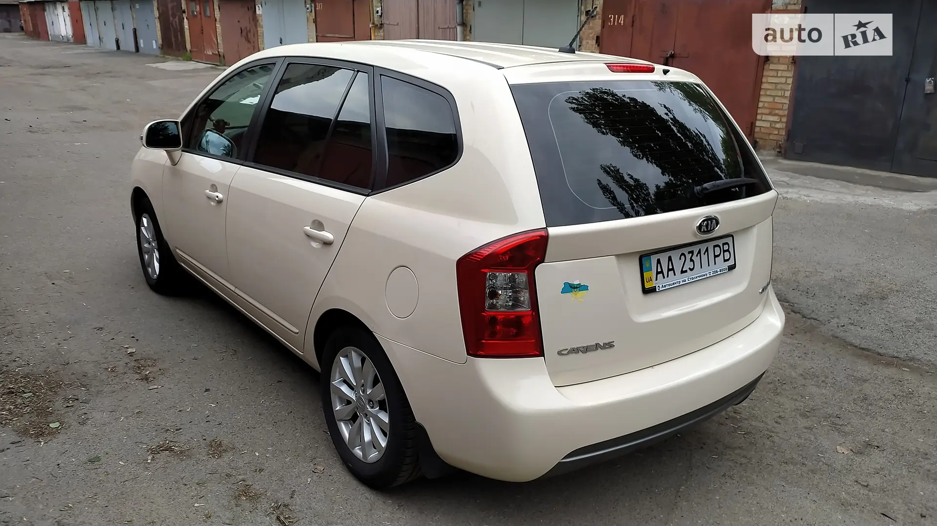 2011 Kia Carens - мініатюра 5