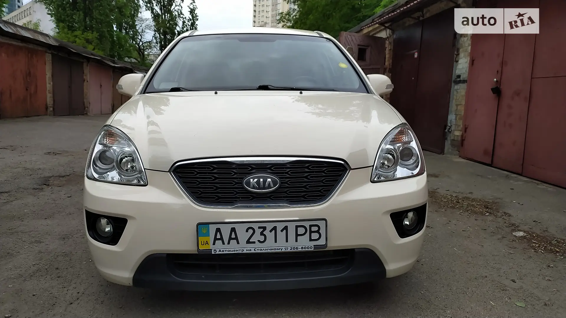 2011 Kia Carens - мініатюра 2