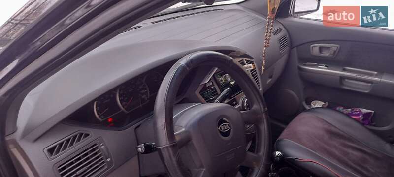 Мінівен Kia Carens 2004 в Жмеринці