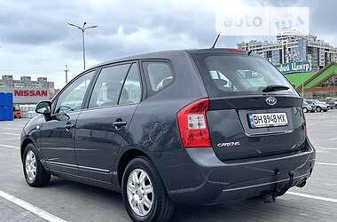 Минивэн Kia Carens 2008 в 