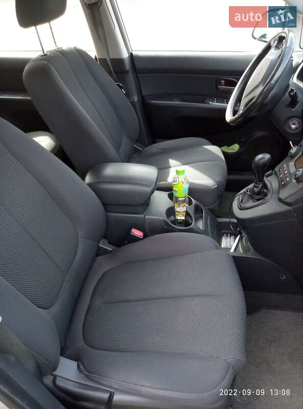 Минивэн Kia Carens 2007 в Киеве фото 5 Минивэн Kia Carens 2007 в Киеве