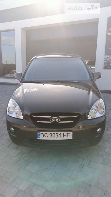 Минивэн Kia Carens 2009 в Львове