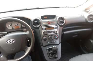 Минивэн Kia Carens 2006 в 