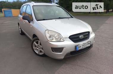 Минивэн Kia Carens 2006 в 