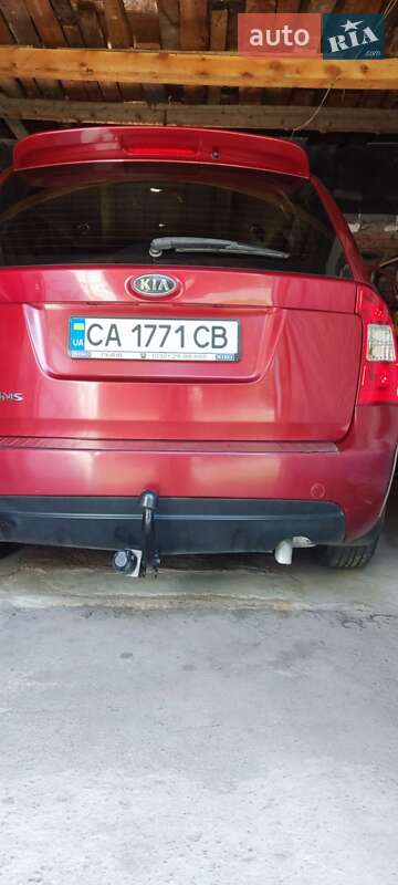 Минивэн Kia Carens 2008 в Умани фото 10 Минивэн Kia Carens 2008 в Умани