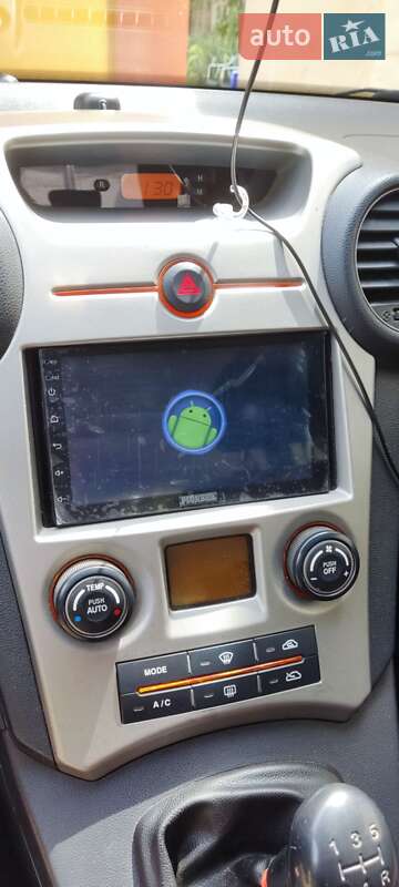 Минивэн Kia Carens 2008 в Умани фото 22 Минивэн Kia Carens 2008 в Умани