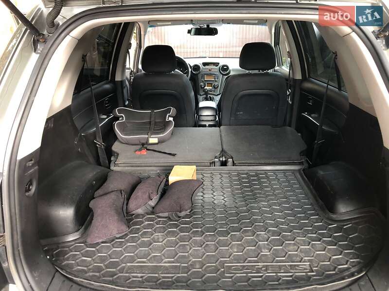 Мікровен Kia Carens 2011 в Києві