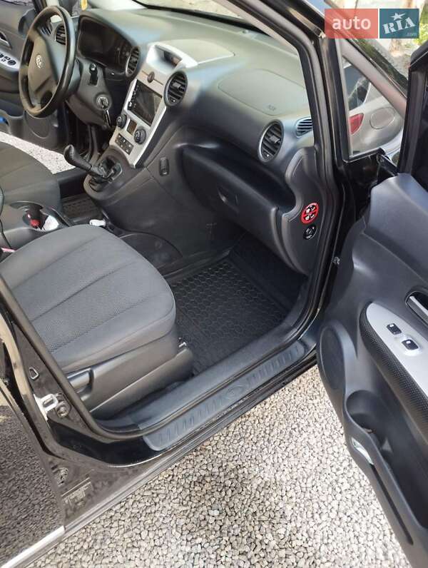 Мінівен Kia Carens 2008 в Кропивницькому