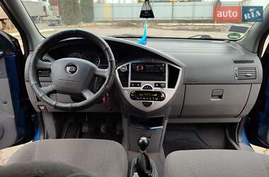 Мінівен Kia Carens 2002 в Чорноморську