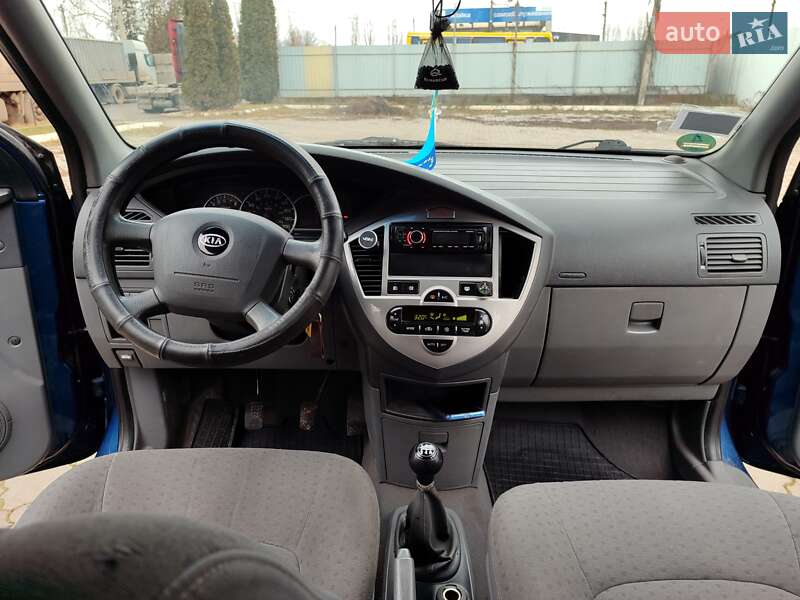 Мінівен Kia Carens 2002 в Чорноморську
