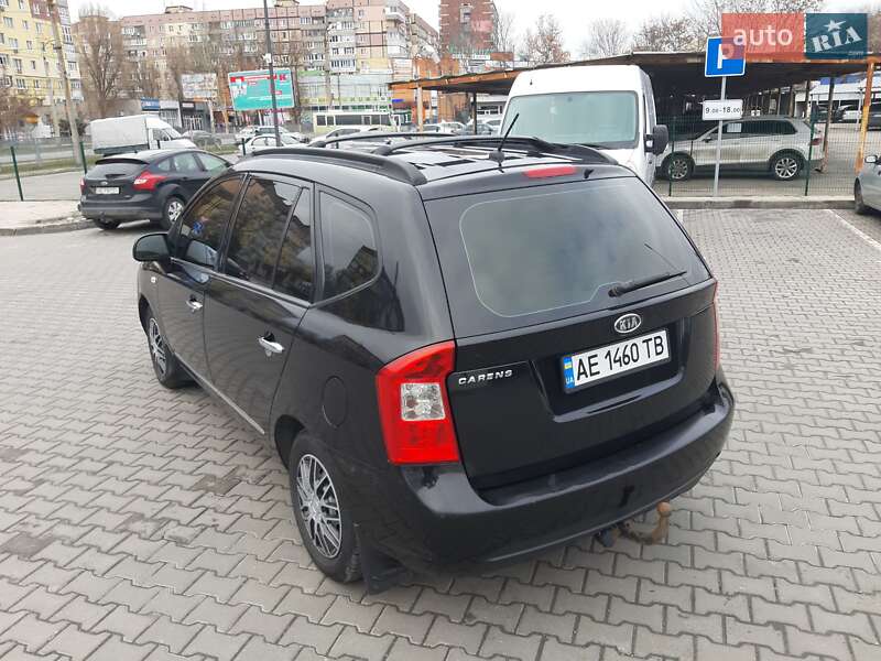 Мінівен Kia Carens 2007 в Дніпрі