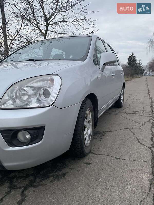 Мінівен Kia Carens 2008 в Переяславі
