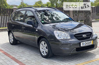 Минивэн Kia Carens 2008 в Староконстантинове