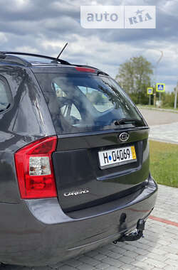 Минивэн Kia Carens 2008 в Староконстантинове